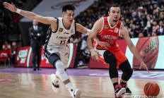 开云体育-球队近期比赛战况不佳，教练组内部矛盾激化