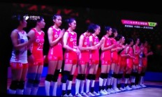 开云体育app-勇猛女队员在比赛中展现拼搏精神，取得胜利