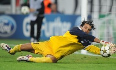 开云体育登录-独一性双重奏，当切尔西的蓝色风暴席卷墨西哥，C罗的传奇仍在独自加冕