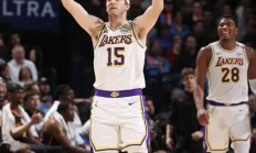 开云APP-湖人内线大将伤愈复出，球队防守迎来新气象