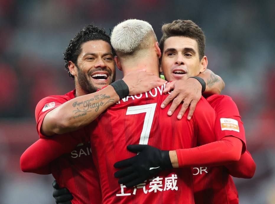 上海上港突破困境，展现球队实力！的简单介绍