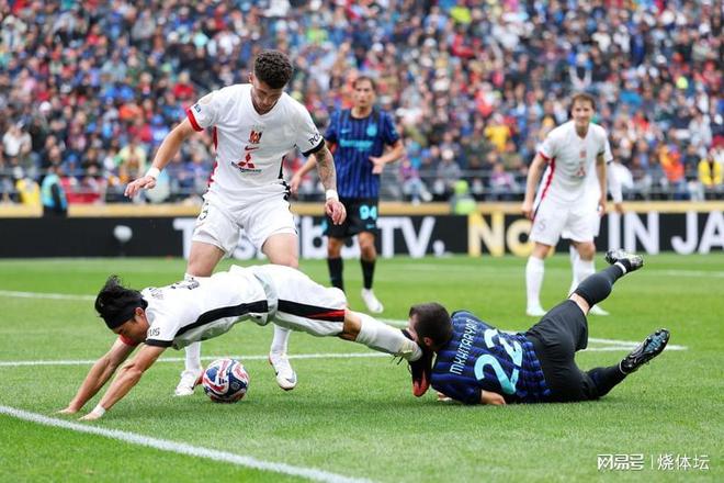 尤文图斯小组出线,积累宝贵经验 尤文图斯小组出线,积累宝贵经验