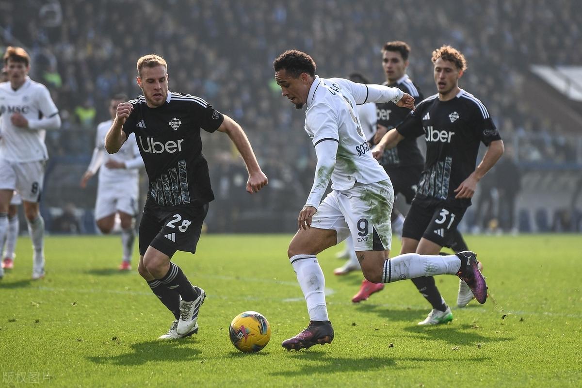 罗马客场疲态尽显,球队形势堪忧 罗马客场疲态尽显,球队形势堪忧