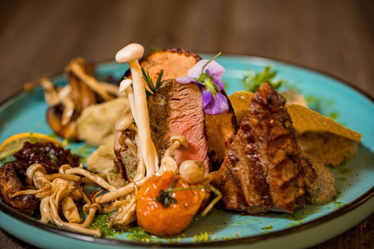 布加勒斯特队主场告捷，士气高涨欢欣胜利