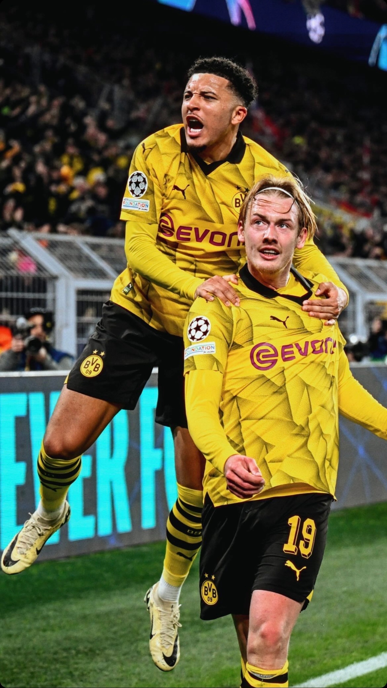 关于多特蒙德偶然失手，球队团结盼强势复苏的信息