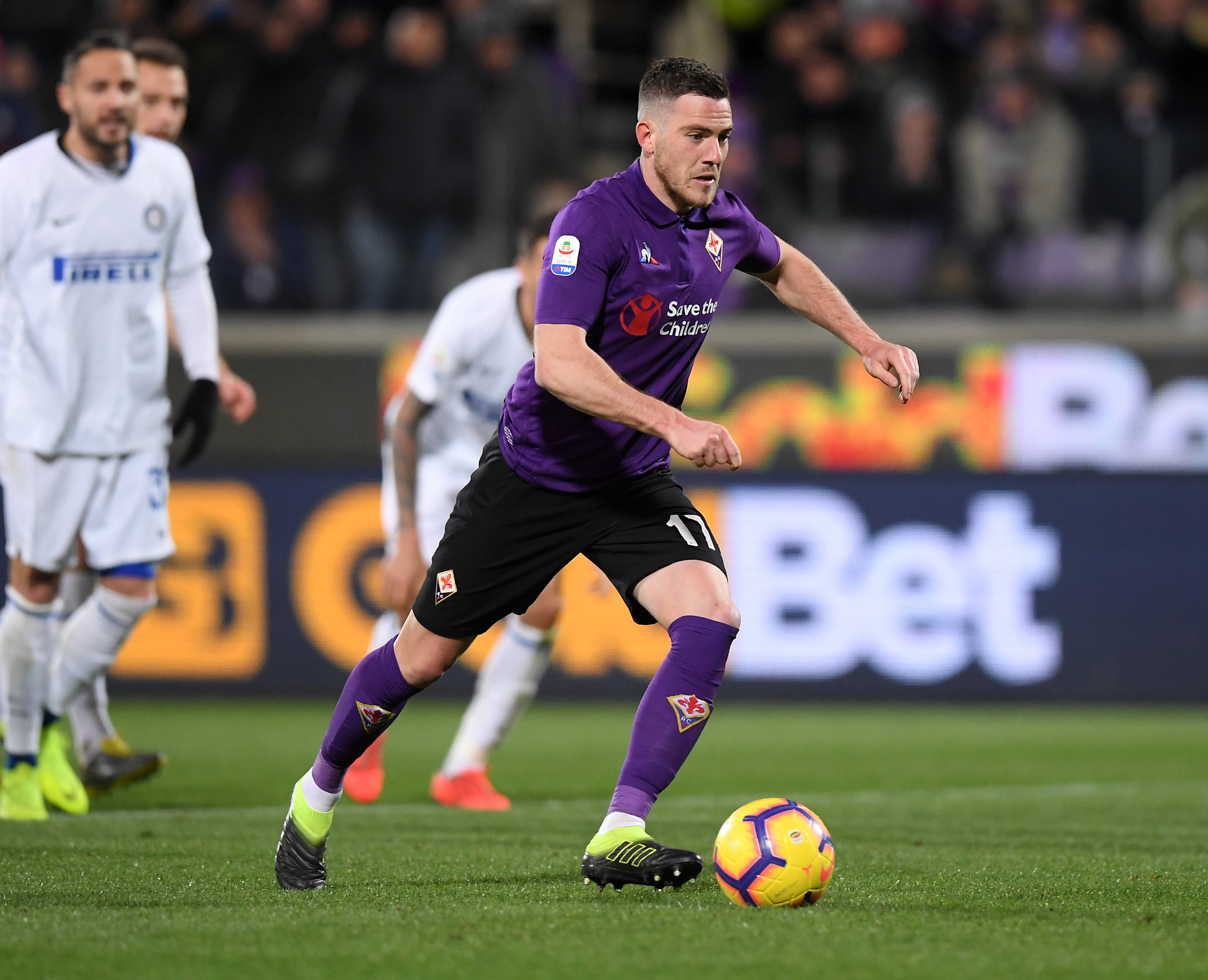 热刺大胜对手，全队士气高昂