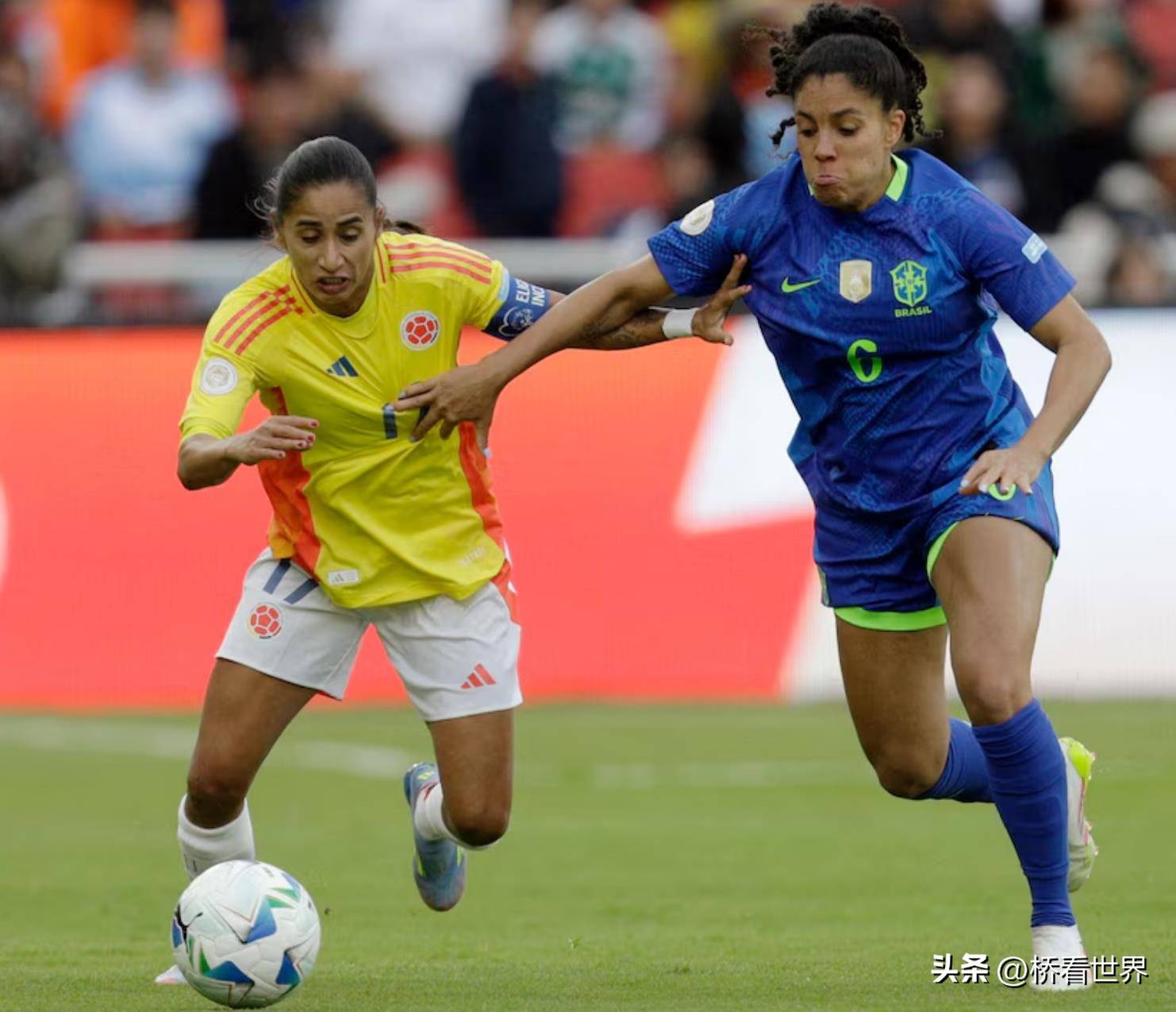 哥伦比亚女子足球盛事掀起轰动