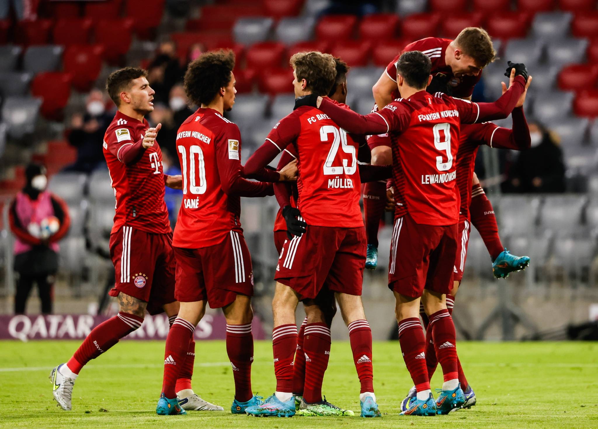 关于沙尔克04在客场吞败，被云达不莱梅击败的信息