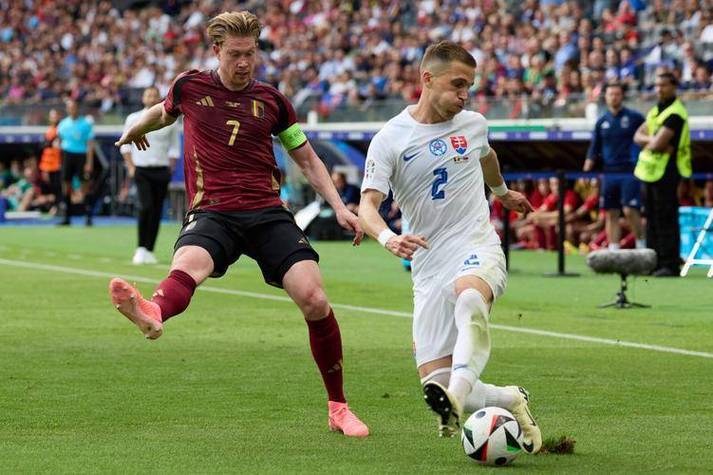 欧预赛战役持续，各项对决场上实力碰撞